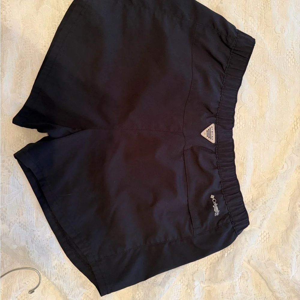 Columbia Women's Black Athletic Shorts
